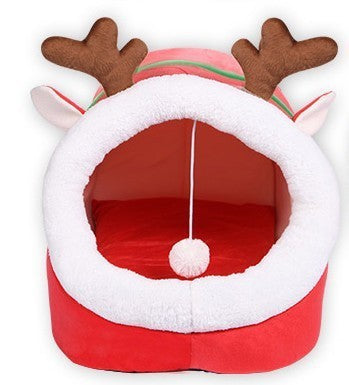 Niche pour chat festif sur fond blanc 