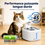 Fontaine à eau pour chat blanche avec bec d’écoulement et panneau de commande