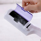 Brosse anti-poils électrostatique blanche, tête ouverte avec poils dans le cylindre