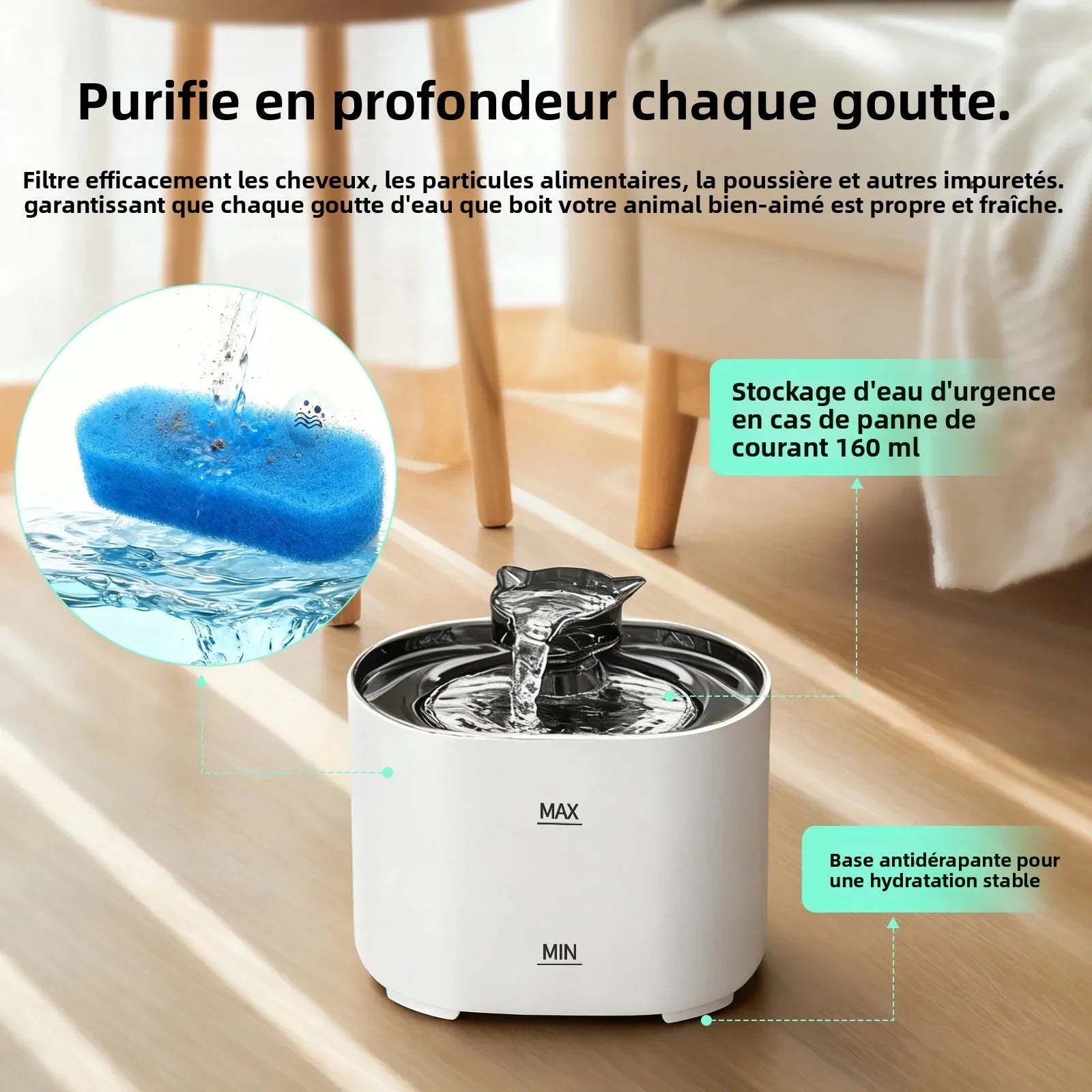 Fontaine à eau pour chat blanche, filtre visible et jet d’eau au-dessus du bol