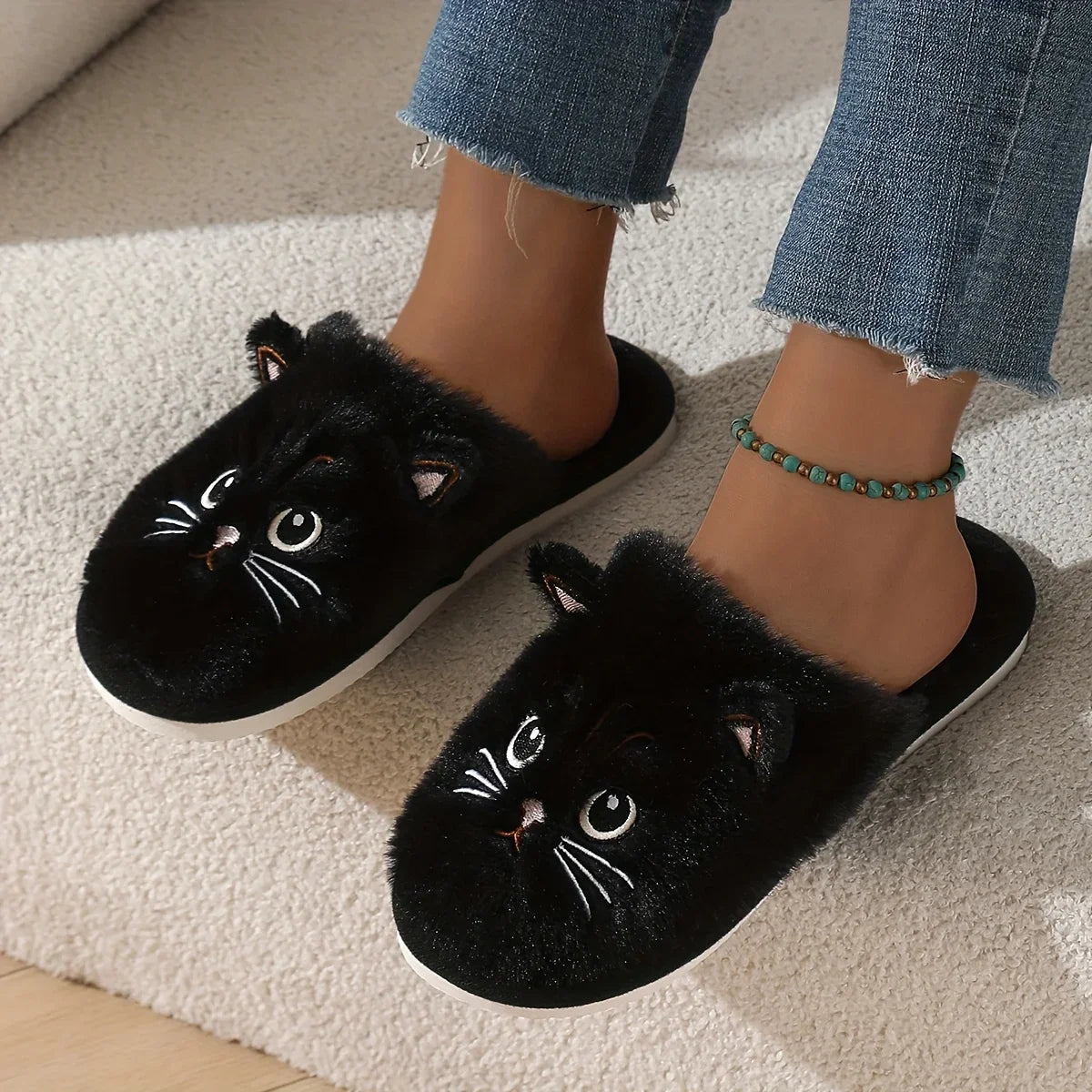 Chaussons Chat Peluche Femme - Pantoufles d'Hiver Chaudes Antidérapantes