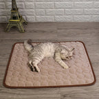 Tapis rafraîchissant pour chat et chien, beige clair à bord marron, relief en forme de bulles
