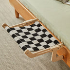 Nid suspendu en bois avec coussin à carreaux noir et blanc